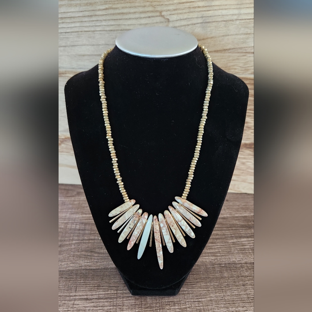 Romance stone necklace